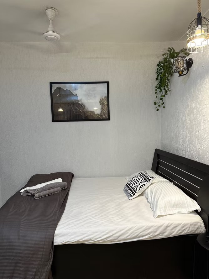 The Swing (Studio 10) – 12