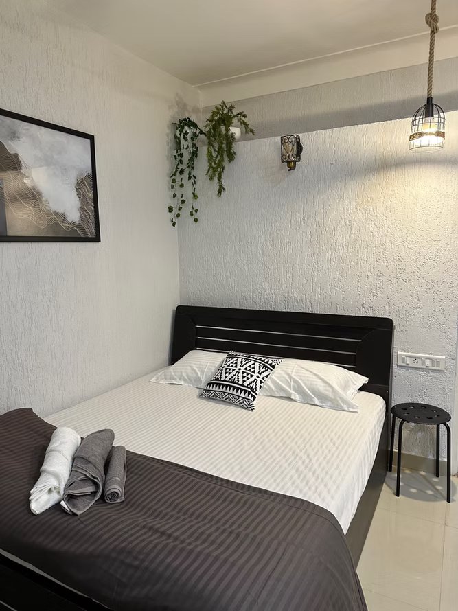 The Swing (Studio 10) – 13