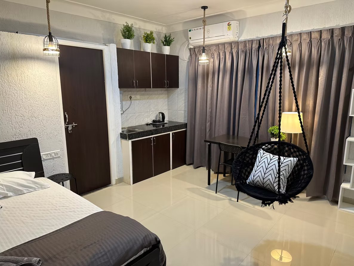 The Swing (Studio 10) – 14