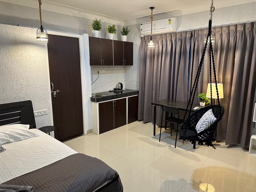 The Swing (Studio 10) – 2