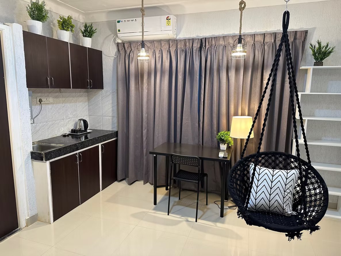 The Swing (Studio 10) – 9