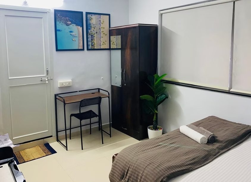 Tiara (Thirteen) – 2