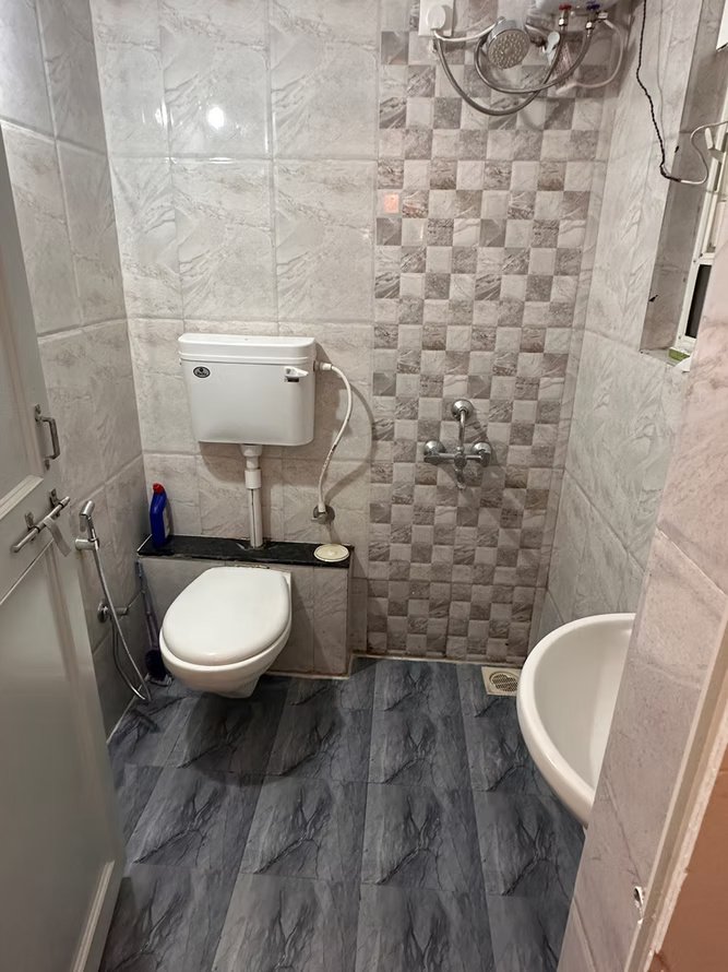 Tiara (Thirteen) – 4