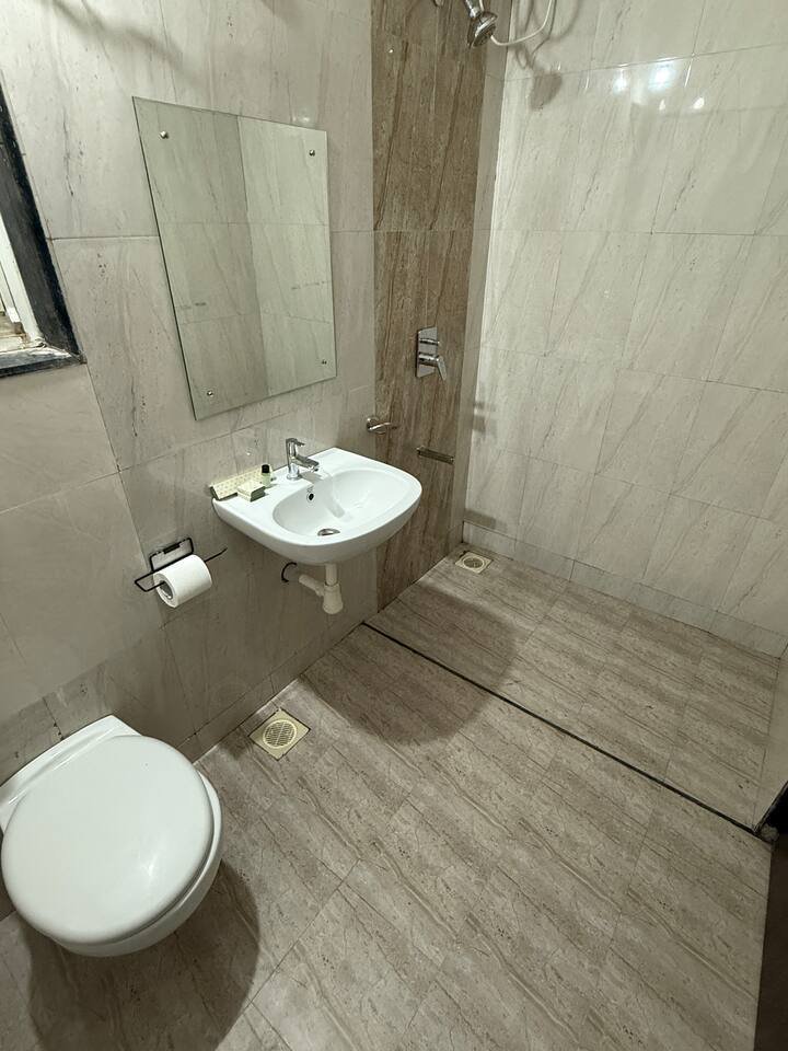 1c04b1fb-c200-4978-b21d-6e7775fe5ee8