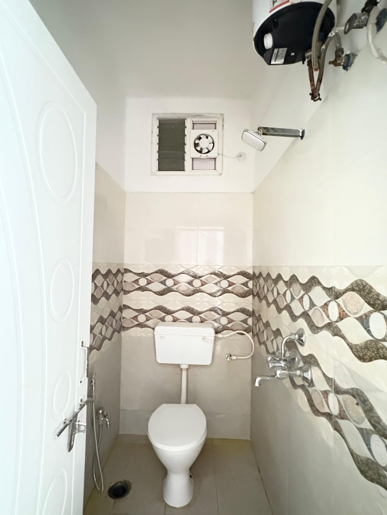 WhatsApp Image 2025-06-27 at 16.41.13 (6)