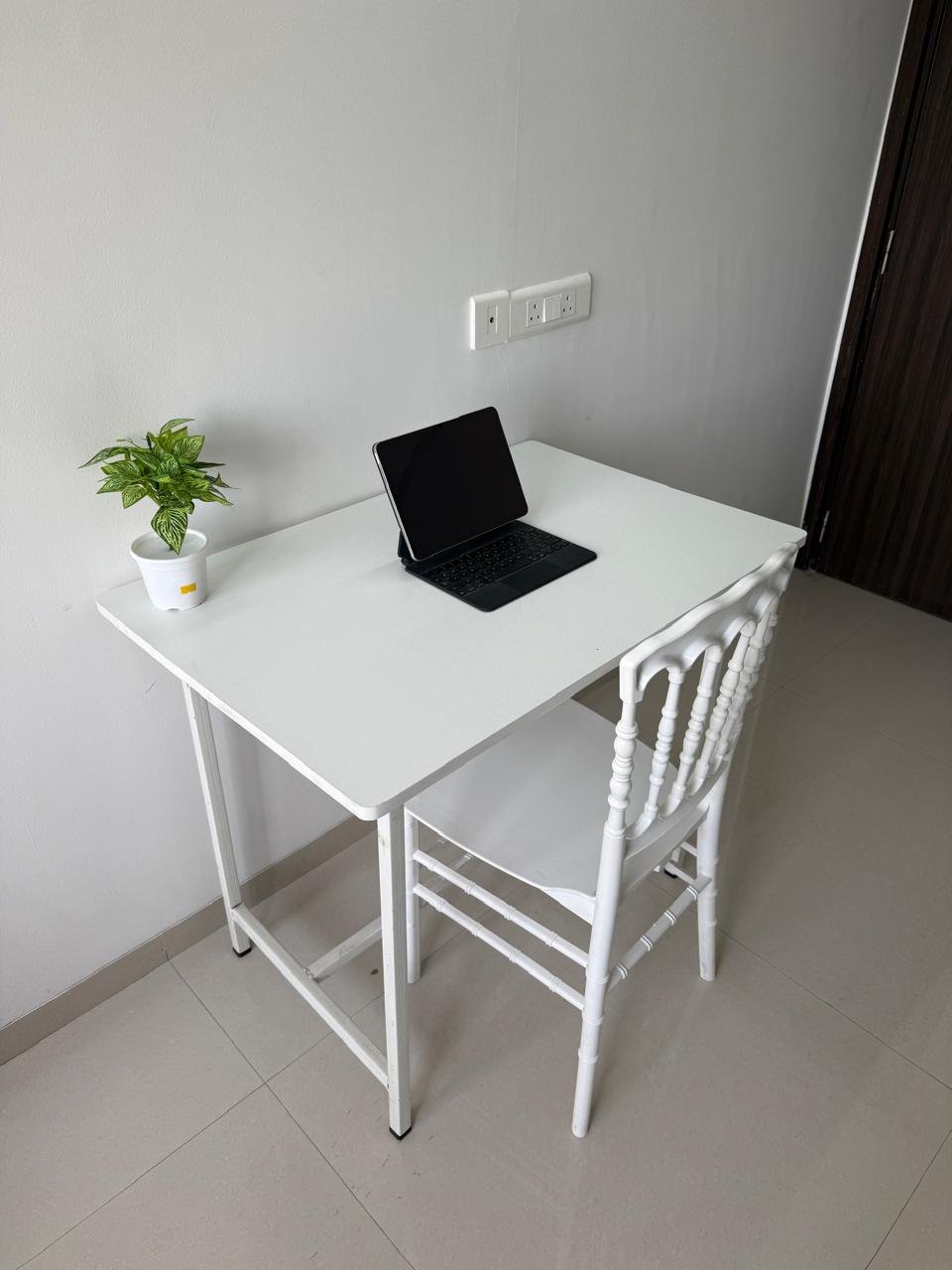 f520f8e1-a105-47c2-ab92-e881d68400f2