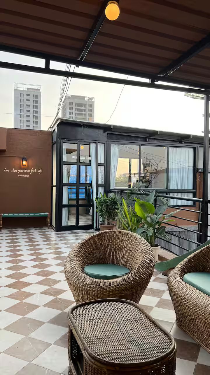 599b0fdd-39ae-481c-b538-594b54485e82