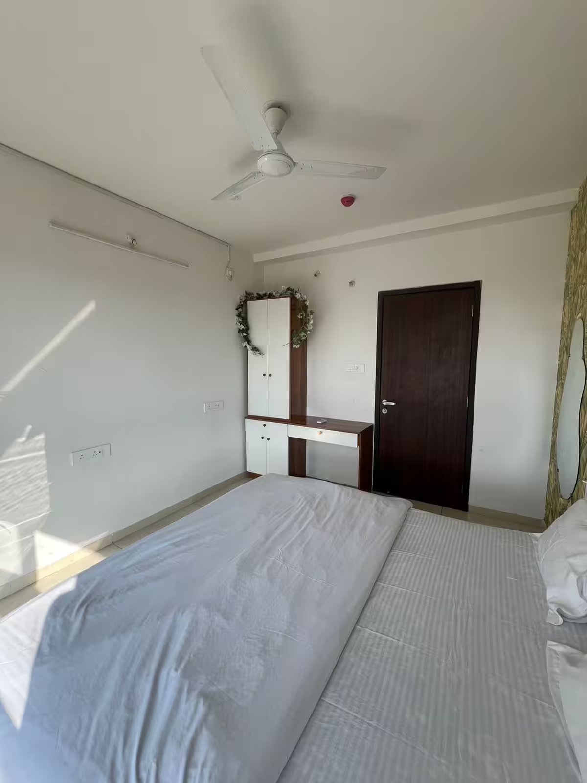 e0dfa182-08c2-49aa-9c44-d754122a342a