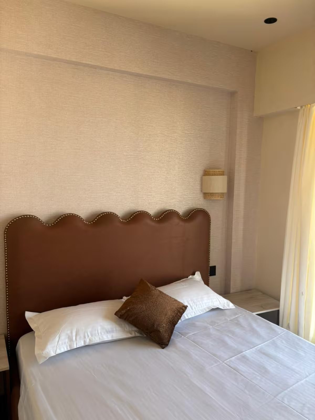 Amity 603 1Bhk Private Apartment near NMI Airport – 19