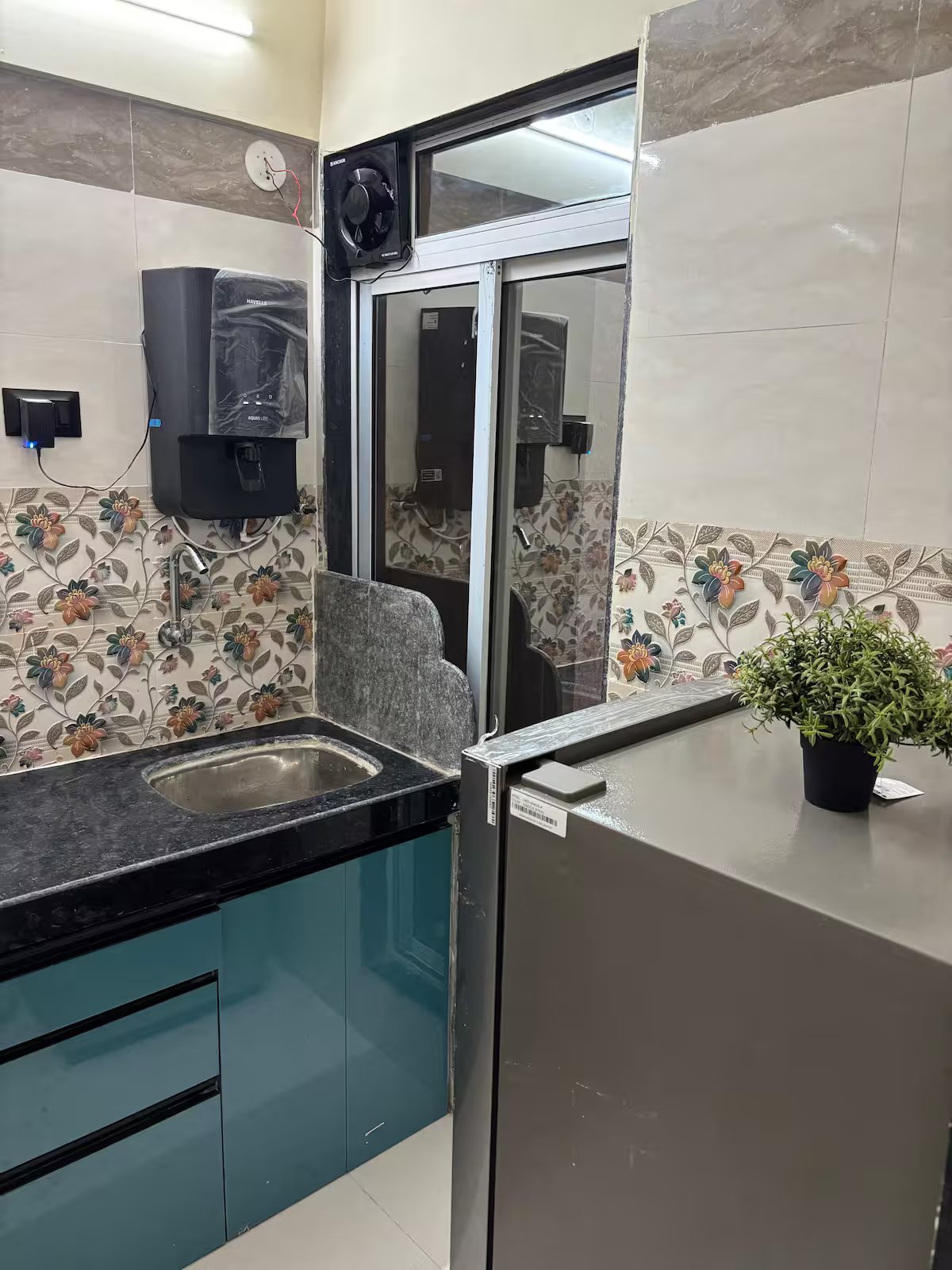 Nook 302 Pvt 1Bhk. Good Feel. Light. Nr Airport – 12