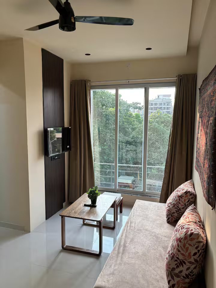 Nook 302 Pvt 1Bhk. Good Feel. Light. Nr Airport – 5