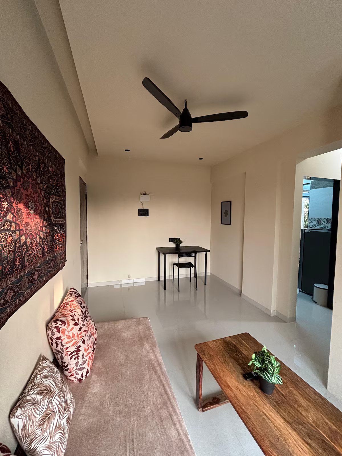 Nook 302 Pvt 1Bhk. Good Feel. Light. Nr Airport – 7