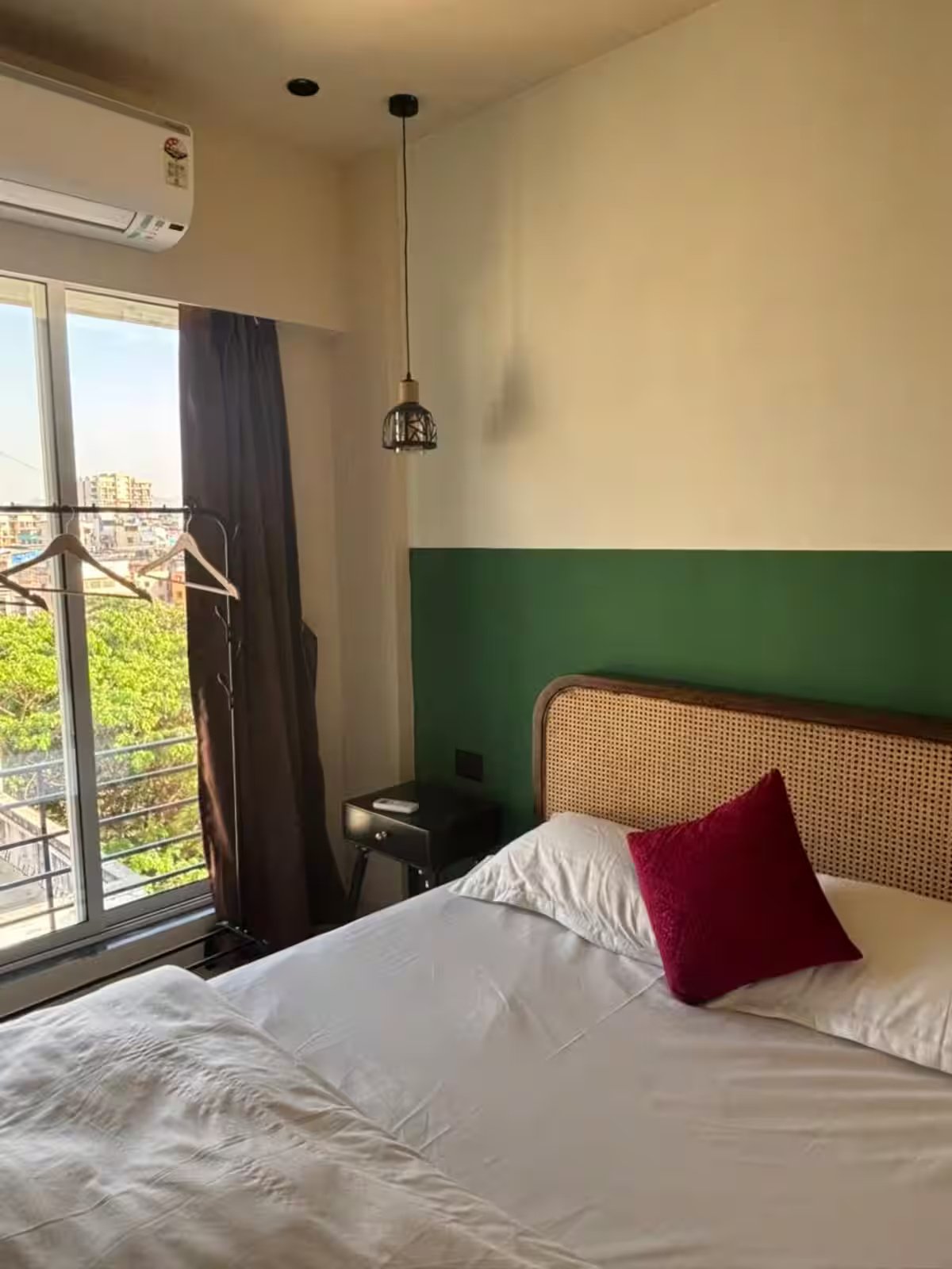 Serenity 601 1Bhk Pvt Apt near Atal Setu & NMIA – 22