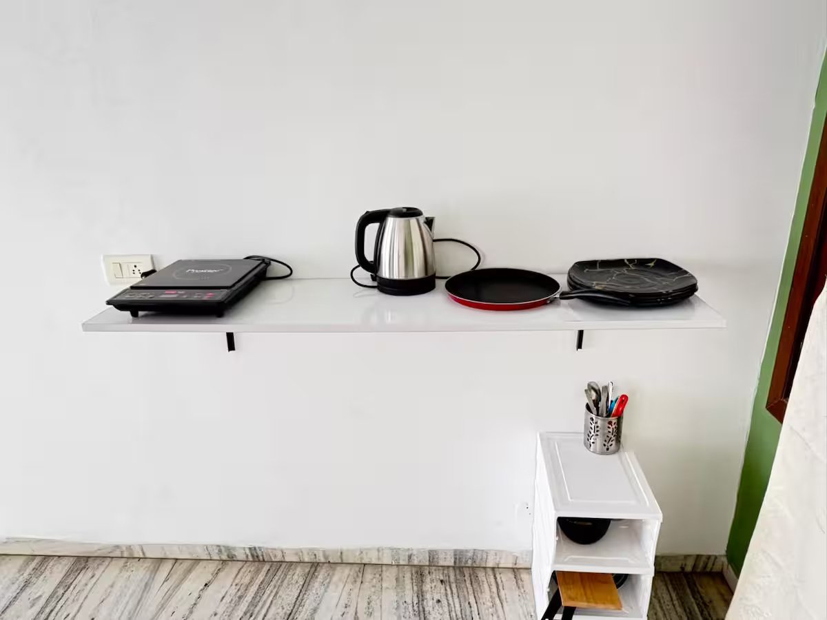 Veranda Private Terrace Getaway near Hitech – 11