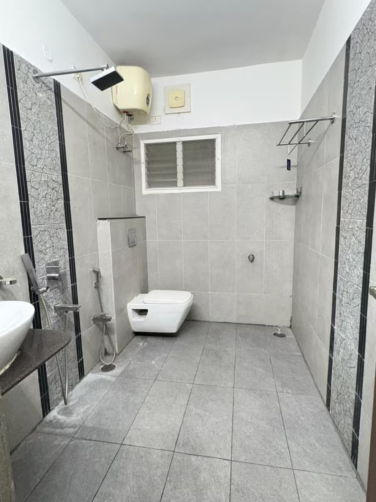 Zephyr Luxe 4Bhk Duplex near Hitech – 20