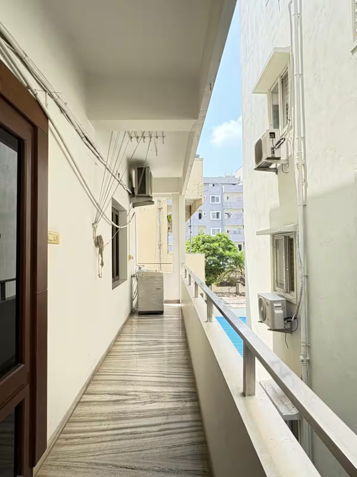 Zephyr Luxe 4Bhk Duplex near Hitech – 21