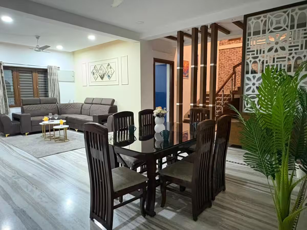 Zephyr Luxe 4Bhk Duplex near Hitech – 9