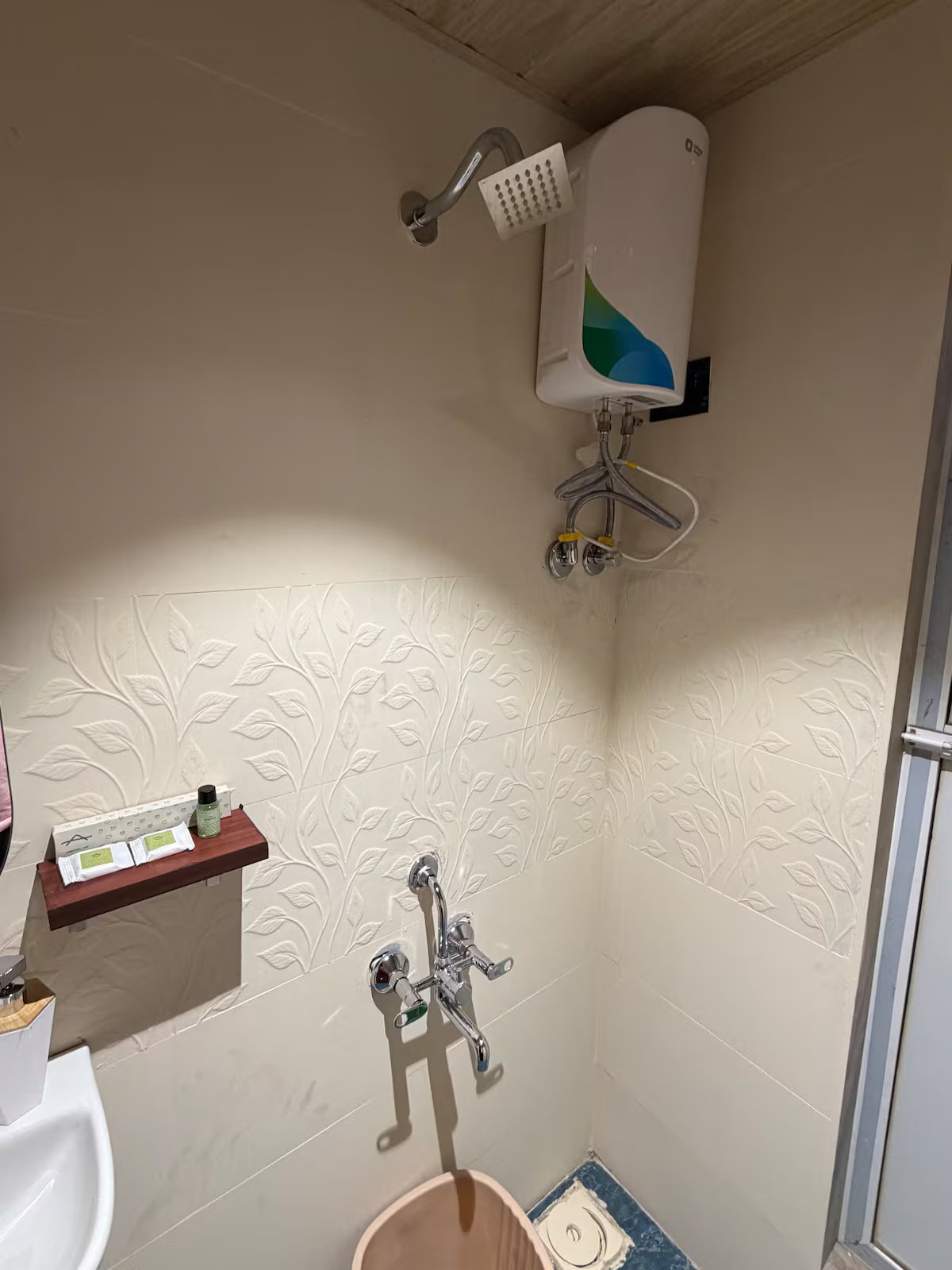 Zest 301 Private 1BHK Apartment. Couple friendly – 24