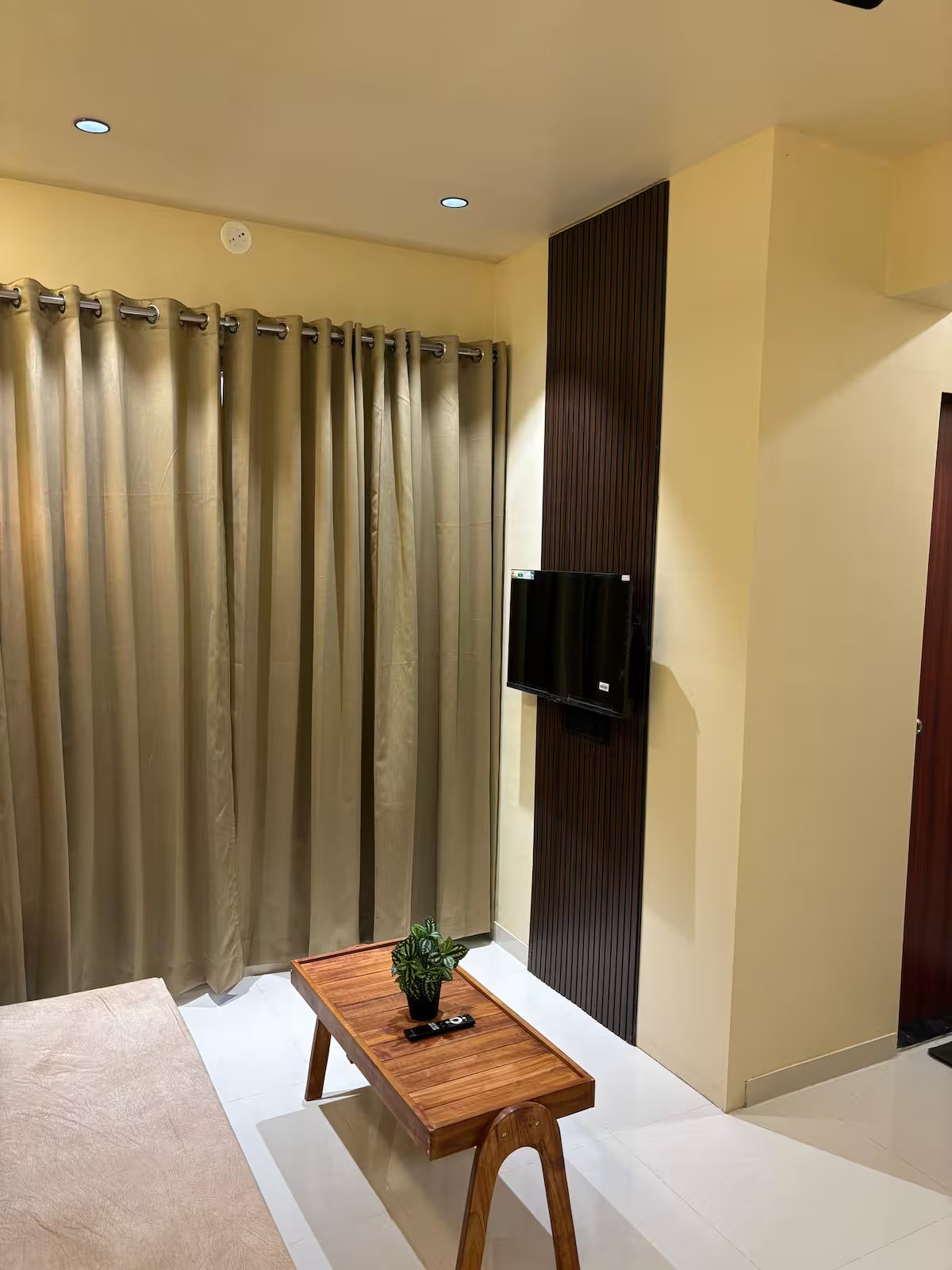 Zest 301 Private 1BHK Apartment. Couple friendly – 6