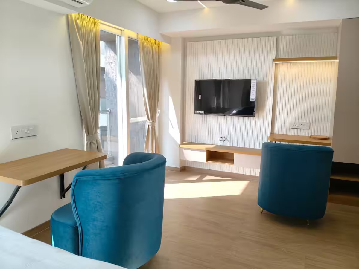 Ziva – Private Studio – 10