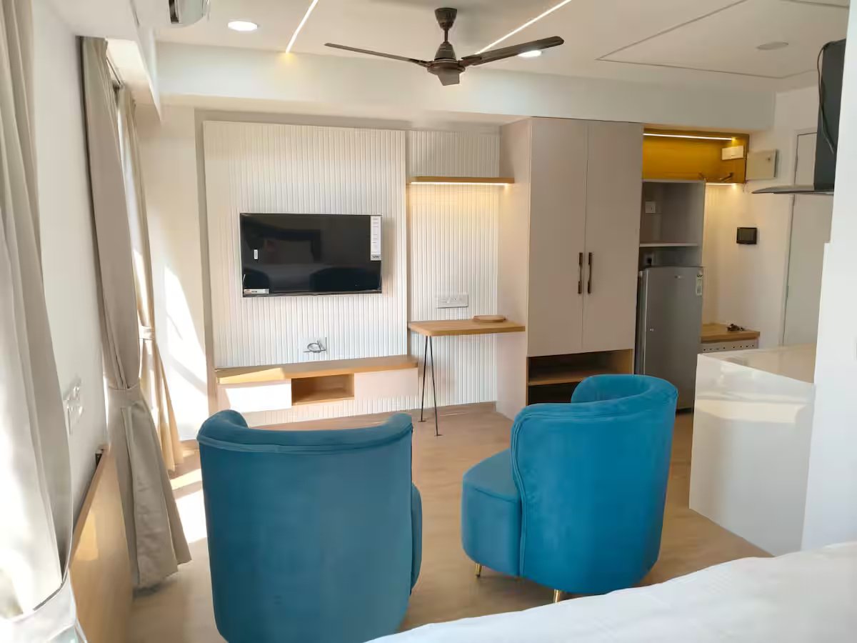 Ziva – Private Studio – 12