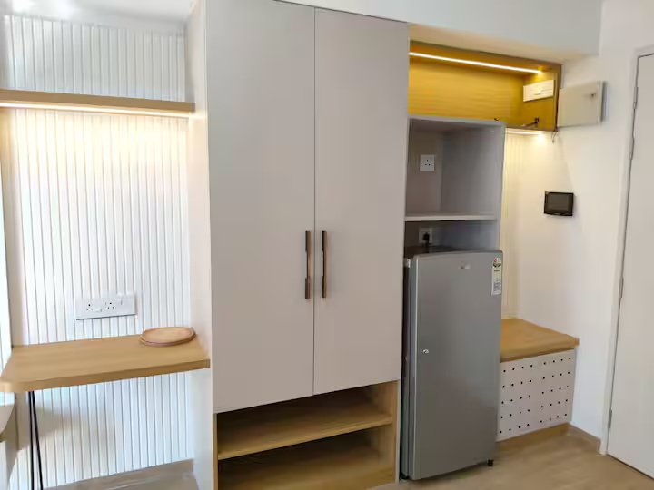 Ziva – Private Studio – 2